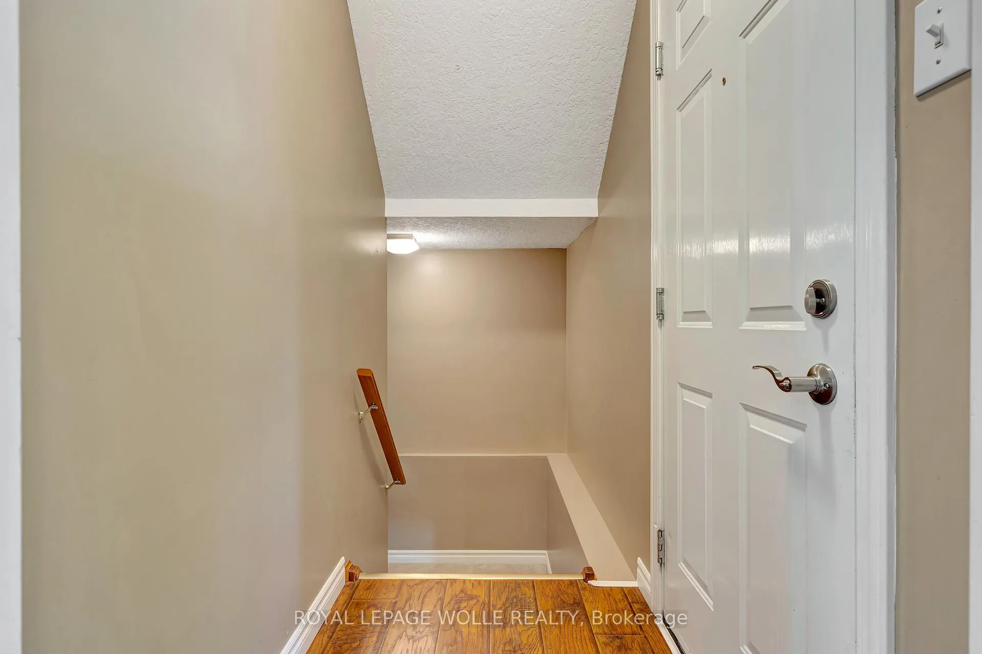 Photo 26 of 85 York Street E, Centre Wellington, Elora/Salem — HOMEH