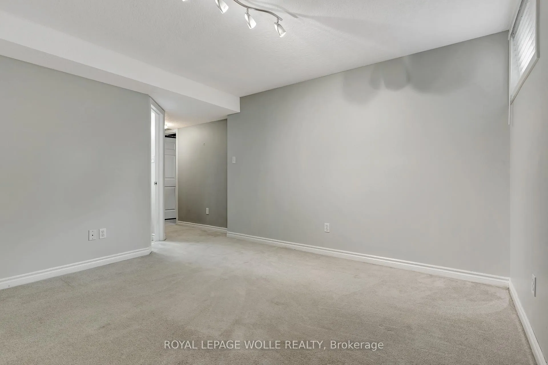 Photo 28 of 85 York Street E, Centre Wellington, Elora/Salem — HOMEH