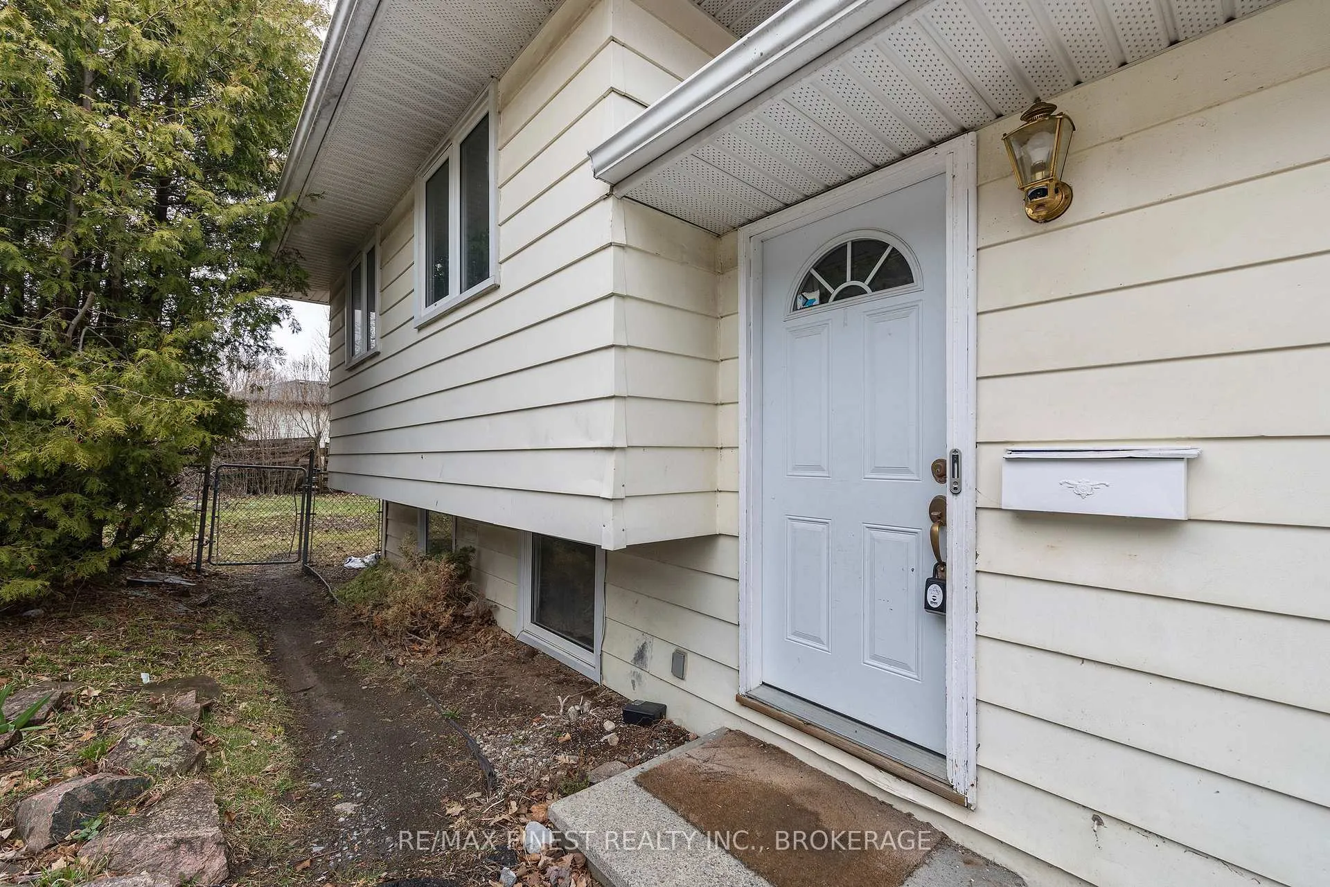 Photo 5 of 20 Foster Street, Kingston, Central City West — HOMEH
