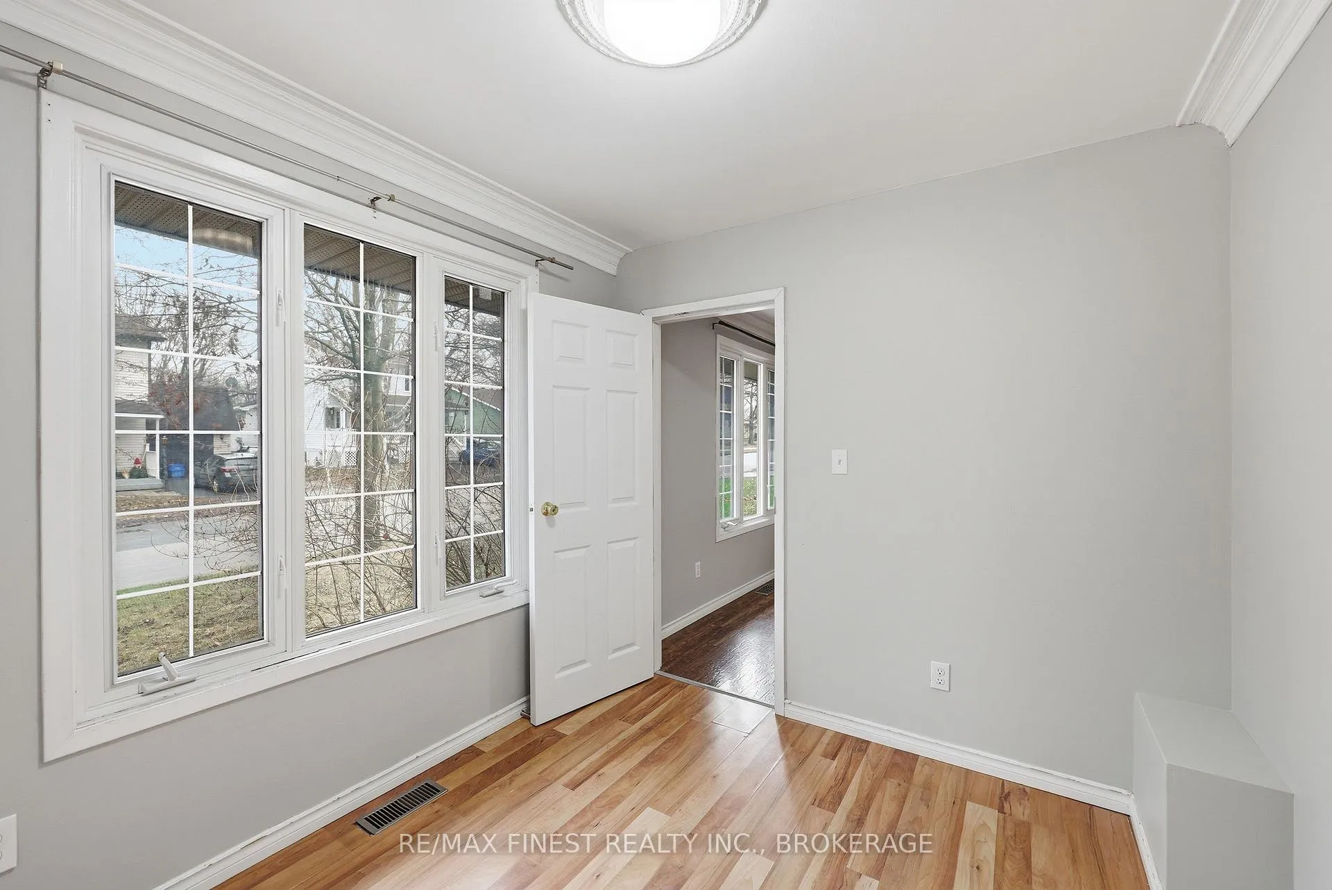 Photo 13 of 20 Foster Street, Kingston, Central City West — HOMEH