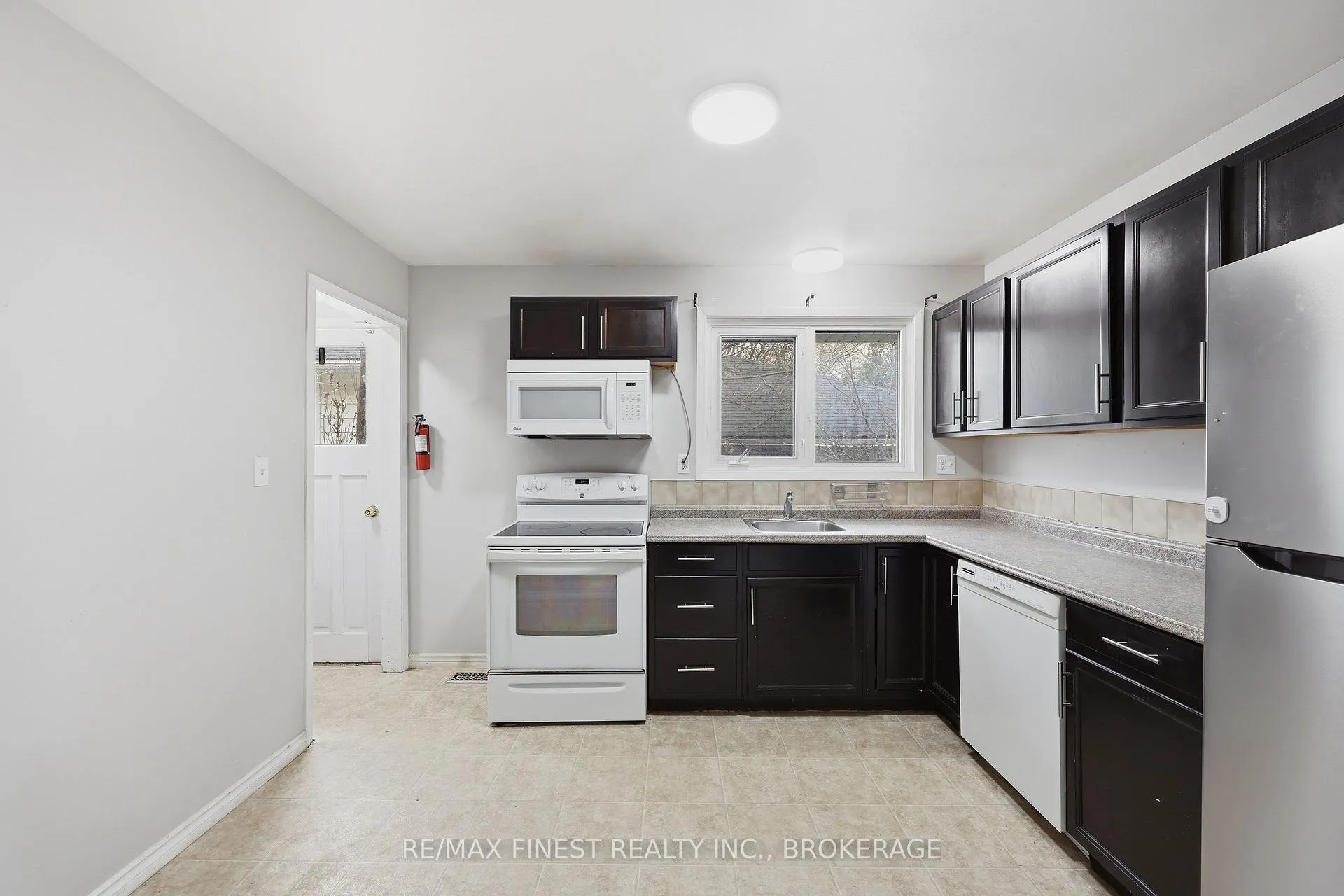 Photo 15 of 20 Foster Street, Kingston, Central City West — HOMEH