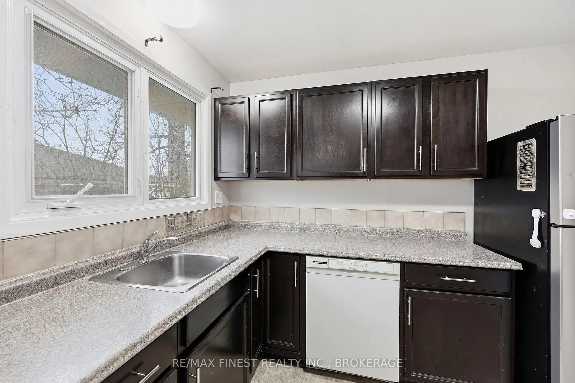 Photo 18 of 20 Foster Street, Kingston, Central City West — HOMEH