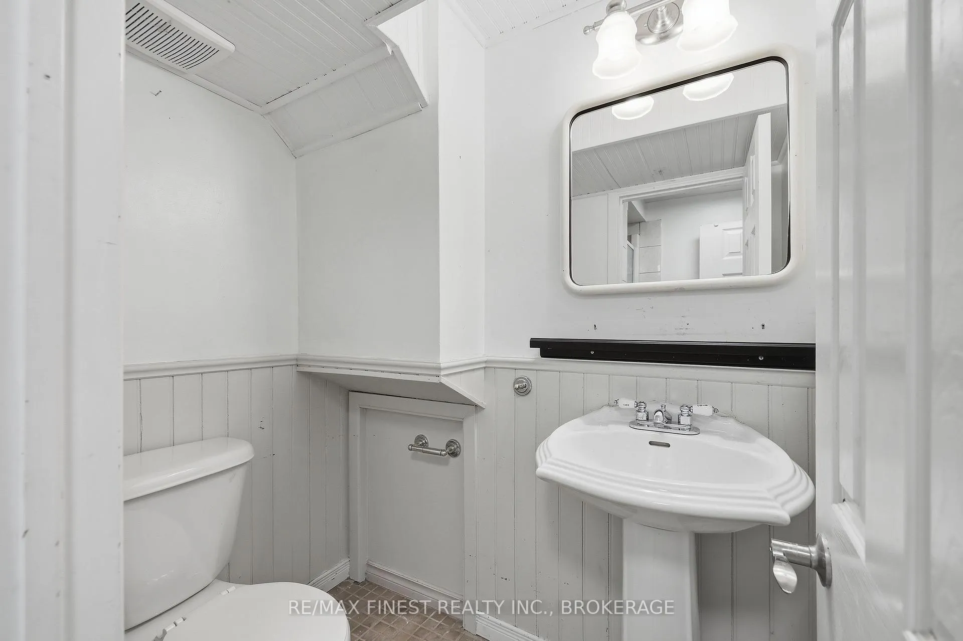 Photo 39 of 20 Foster Street, Kingston, Central City West — HOMEH