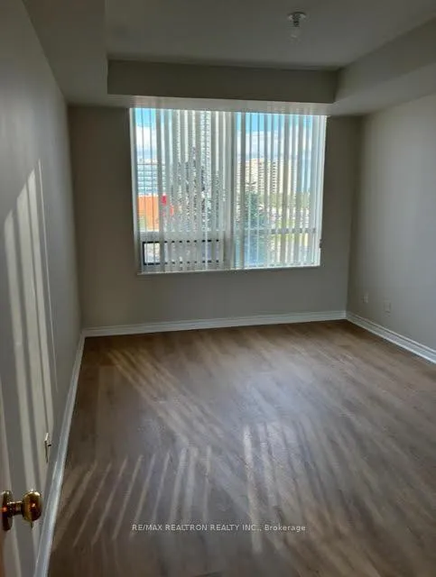 Photo 10 of Unit 303, 88 Promenade Circle, Vaughan, Brownridge — HOMEH