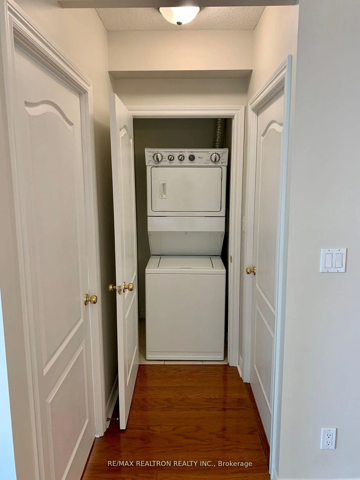 Photo 12 of Unit 303, 88 Promenade Circle, Vaughan, Brownridge — HOMEH