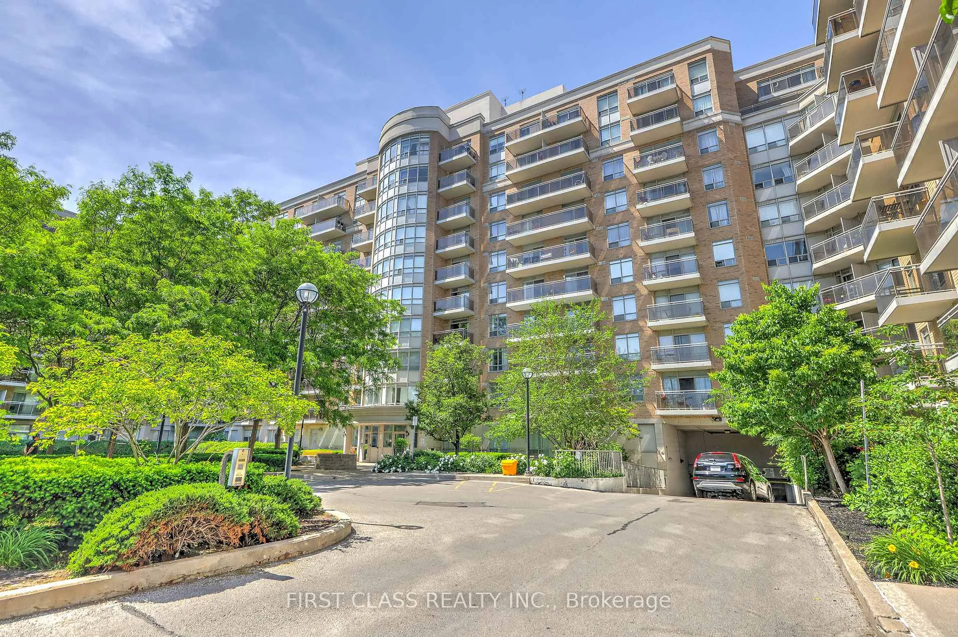 Photo 1 of Unit 725, 650 Lawrence Avenue W, Toronto, Englemount-Lawrence — HOMEH