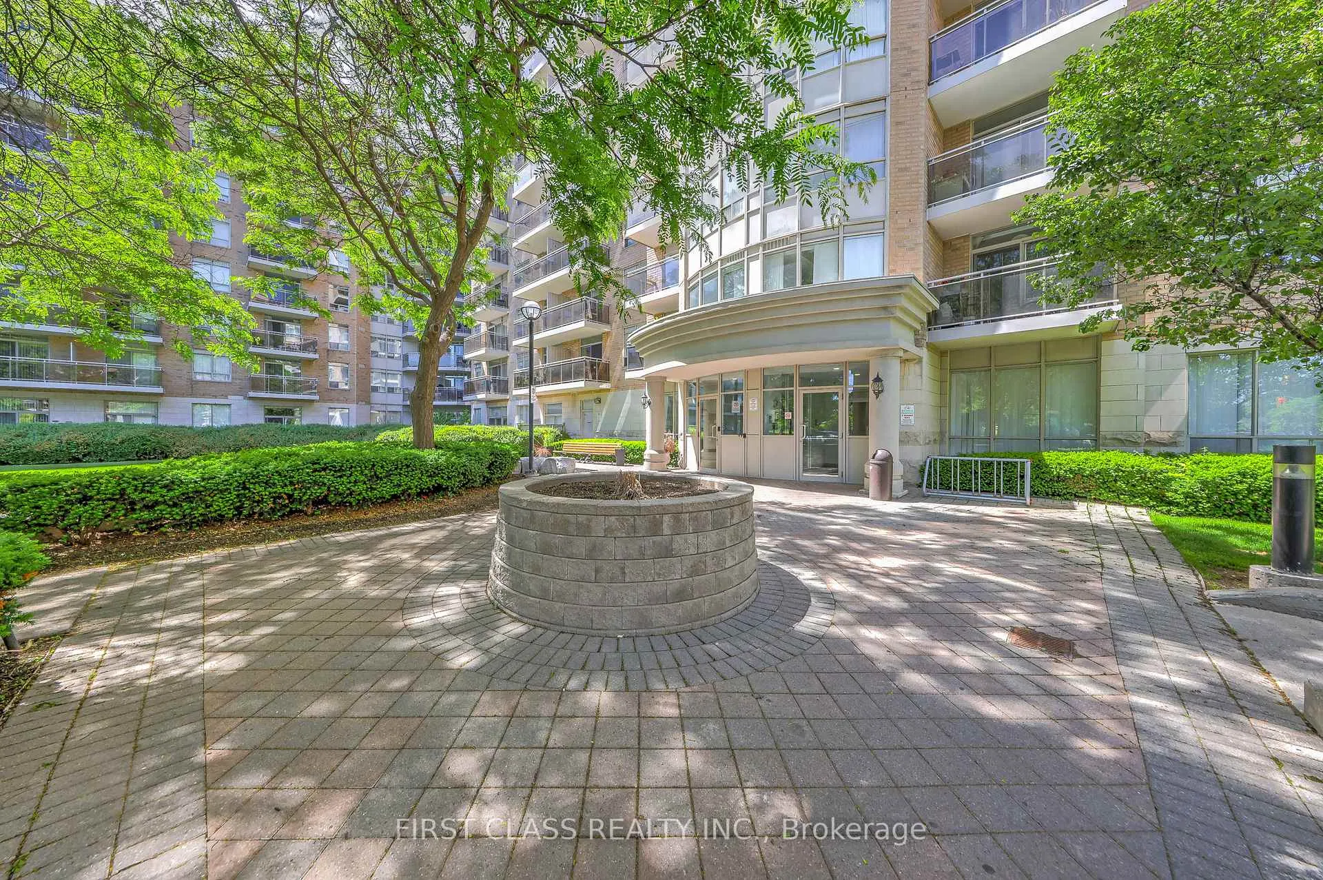 Photo 26 of Unit 725, 650 Lawrence Avenue W, Toronto, Englemount-Lawrence — HOMEH