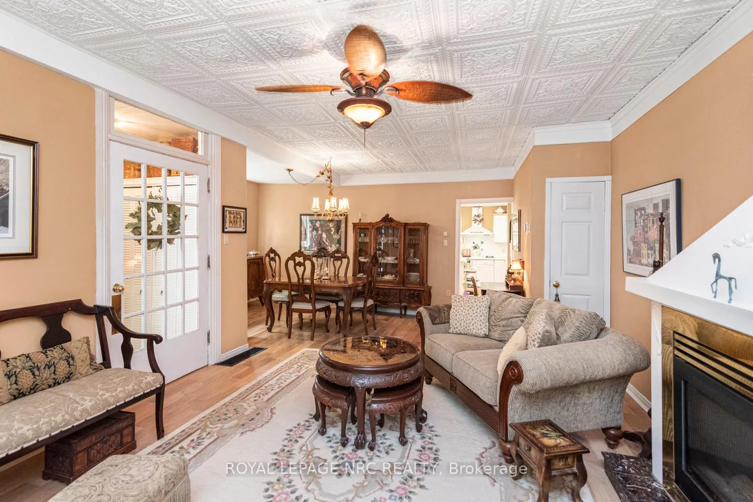 Photo 9 of 31 Victoria Terrace N, Grimsby, Grimsby Beach — HOMEH