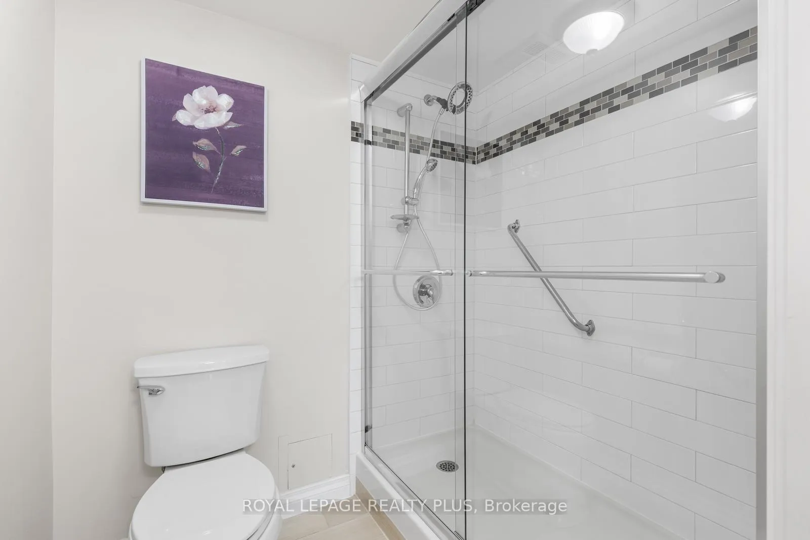 Photo 27 of Unit 301, 330 Mill Street S, Brampton, Brampton South — HOMEH