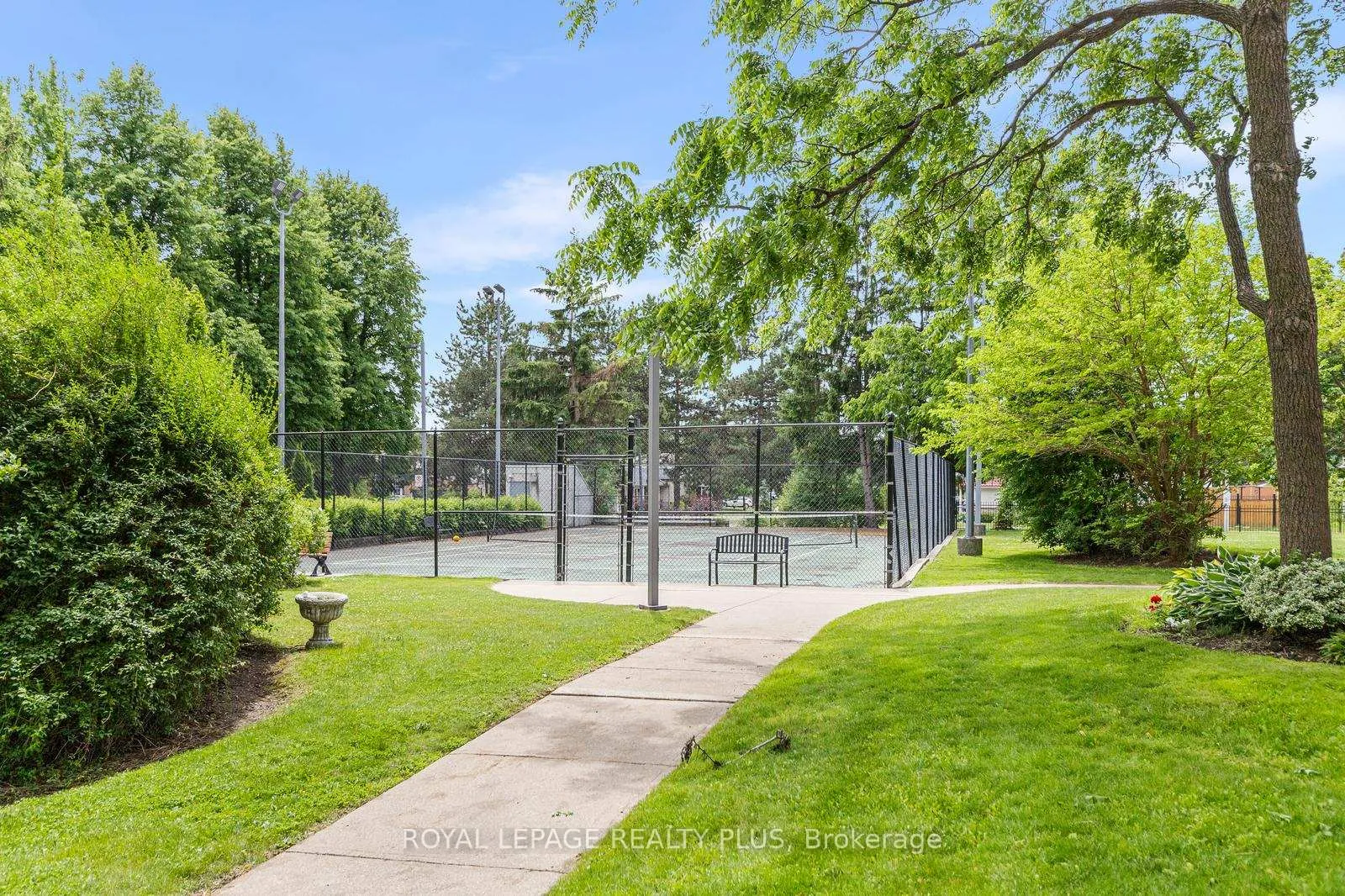 Photo 32 of Unit 301, 330 Mill Street S, Brampton, Brampton South — HOMEH