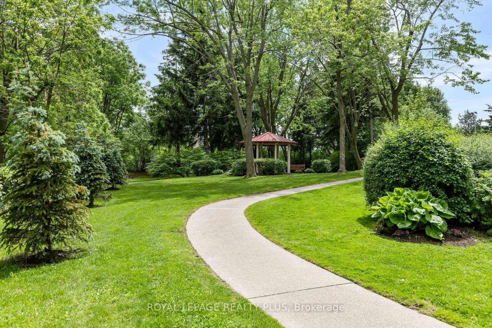 Photo 33 of Unit 301, 330 Mill Street S, Brampton, Brampton South — HOMEH