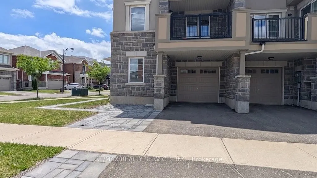 Photo 2 of 1274 Wintergreen Place, Milton, Cobban — HOMEH
