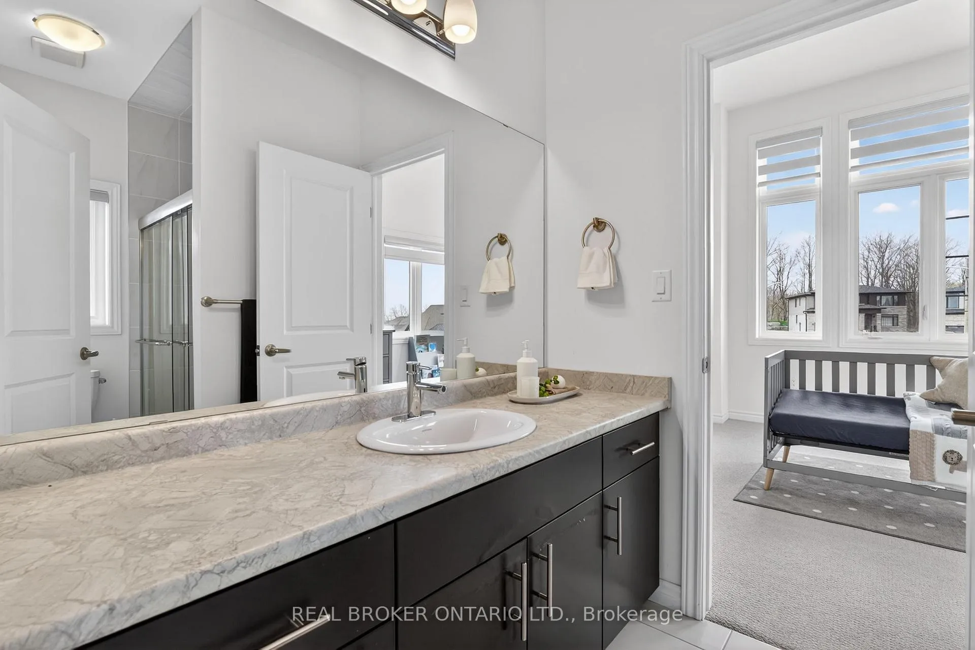 Photo 31 of 4057 Highland Park Drive, Lincoln, Beamsville — HOMEH