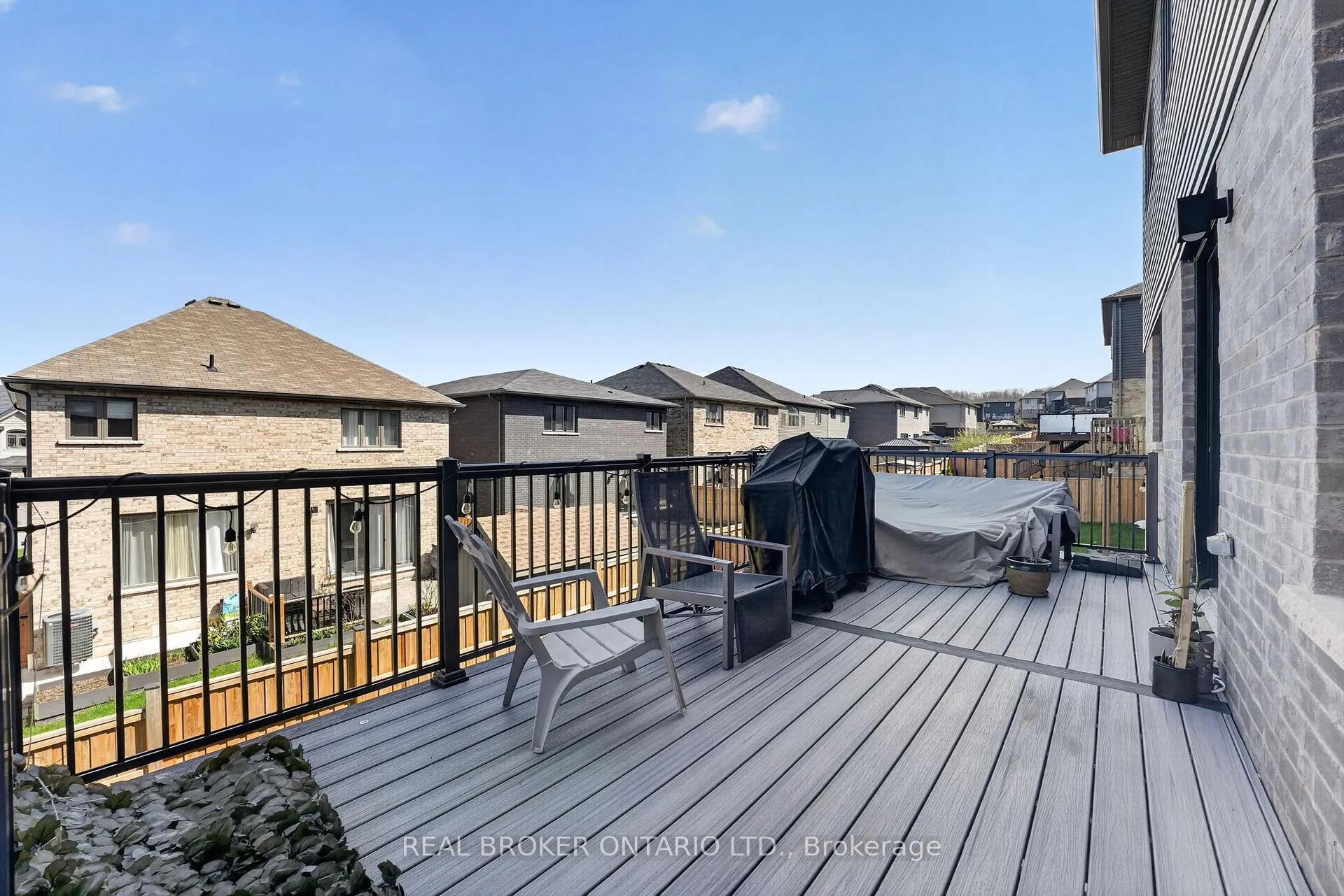Photo 47 of 4057 Highland Park Drive, Lincoln, Beamsville — HOMEH