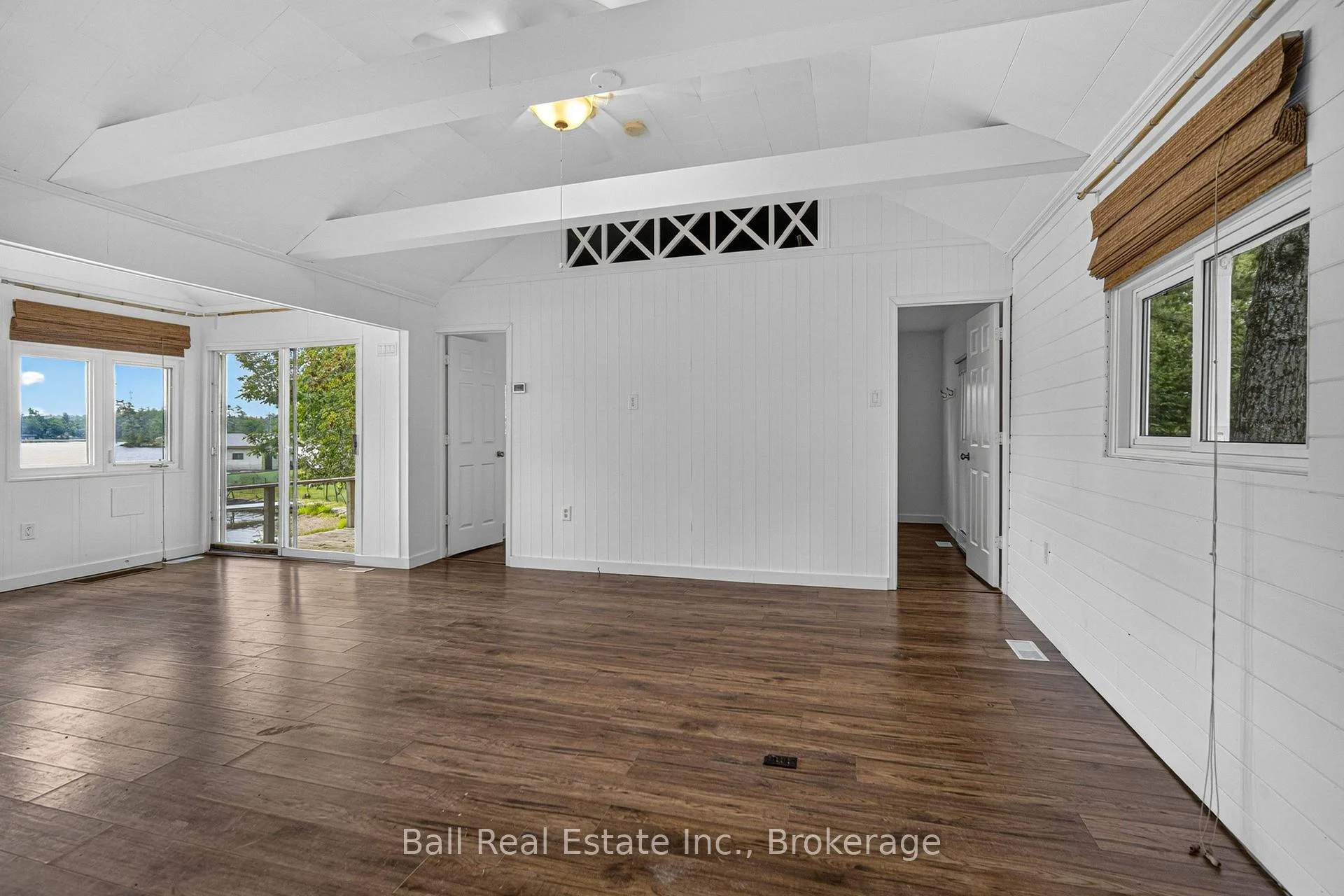 Photo 10 of 1832 - 1846 South Bay Shore Road E, Douro-Dummer — HOMEH