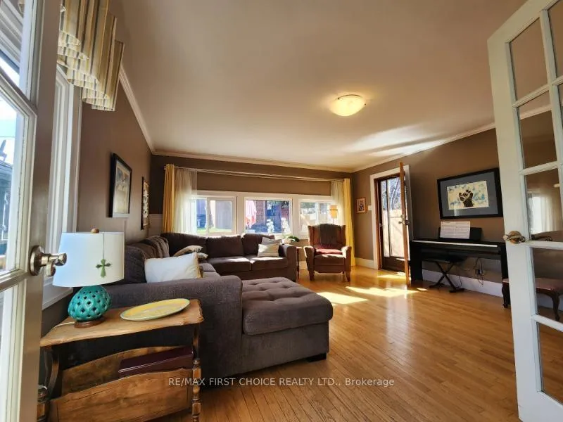 Photo 11 of 210 High Street S, Thunder Bay, Mariday Heights — HOMEH
