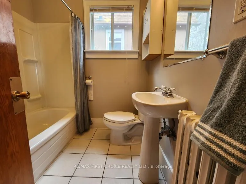 Photo 12 of 210 High Street S, Thunder Bay, Mariday Heights — HOMEH