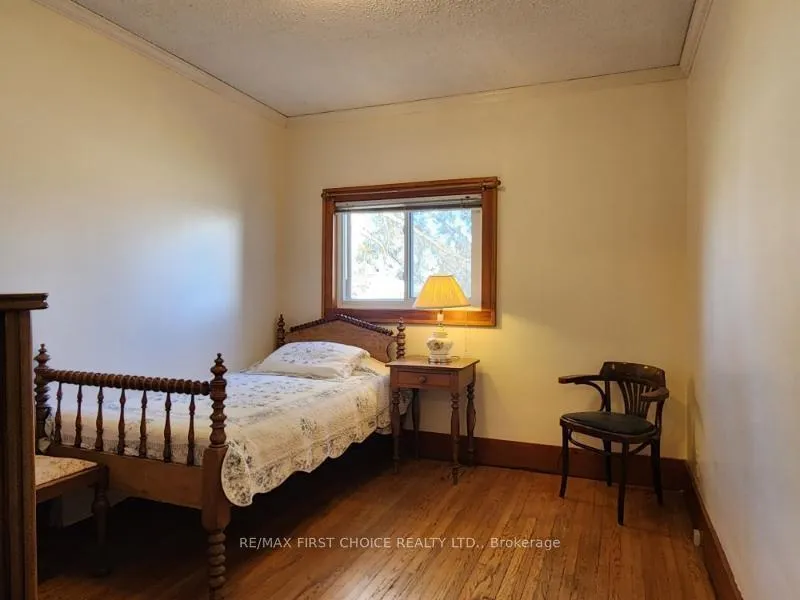 Photo 14 of 210 High Street S, Thunder Bay, Mariday Heights — HOMEH