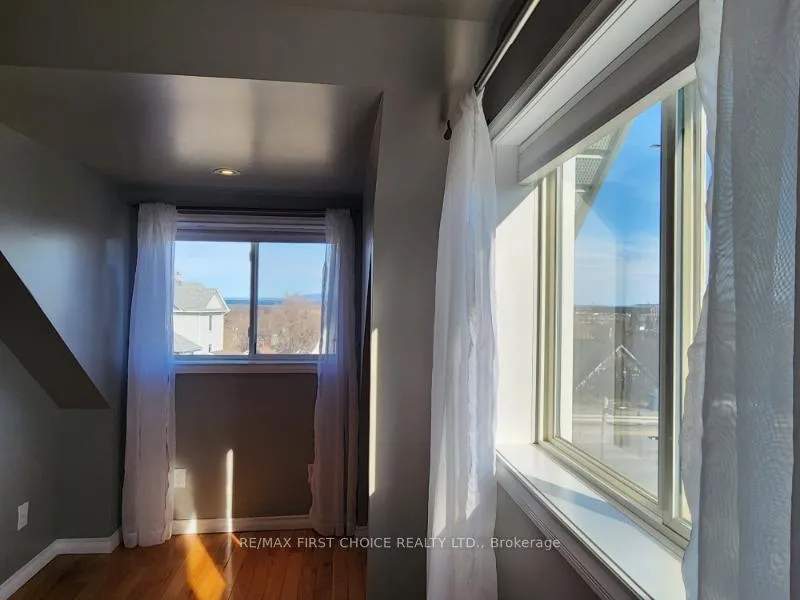 Photo 17 of 210 High Street S, Thunder Bay, Mariday Heights — HOMEH