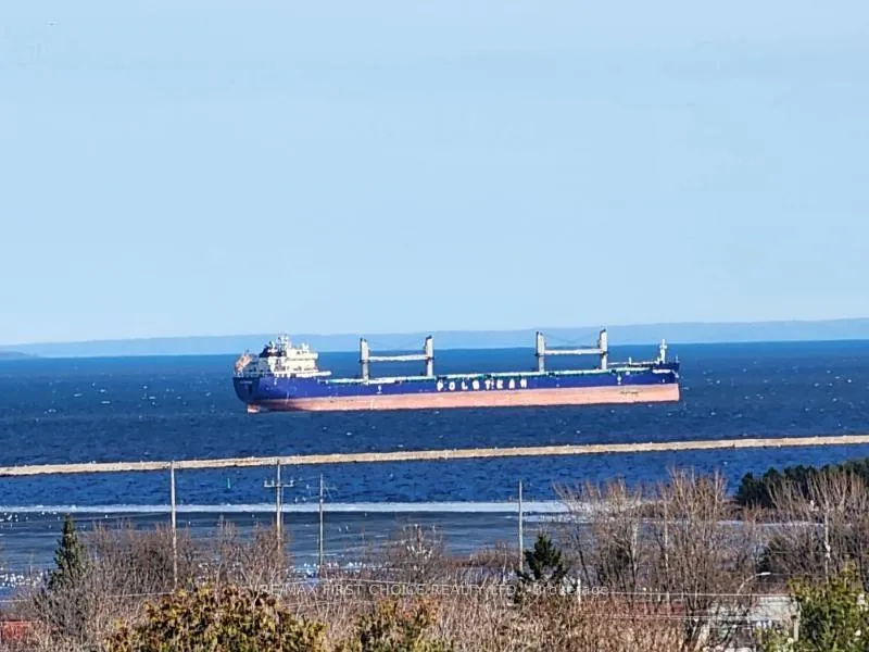 Photo 18 of 210 High Street S, Thunder Bay, Mariday Heights — HOMEH