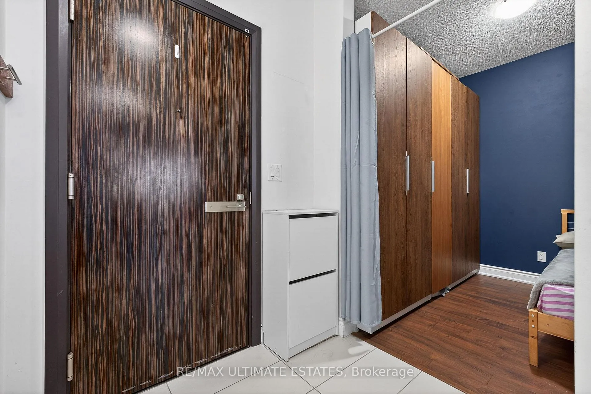 Photo 25 of 325 South Park Road N, Markham, Commerce Valley — HOMEH