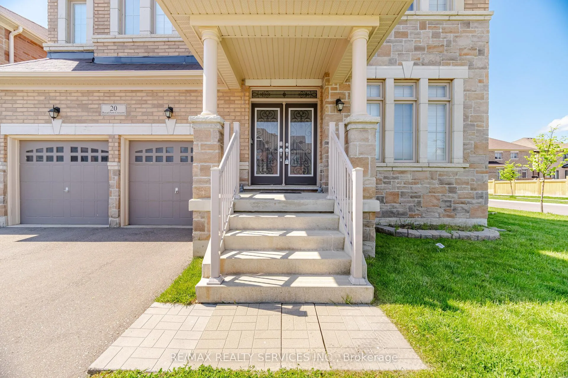 Photo 6 of 20 Royal Fern Crescent, Caledon, Rural Caledon — HOMEH