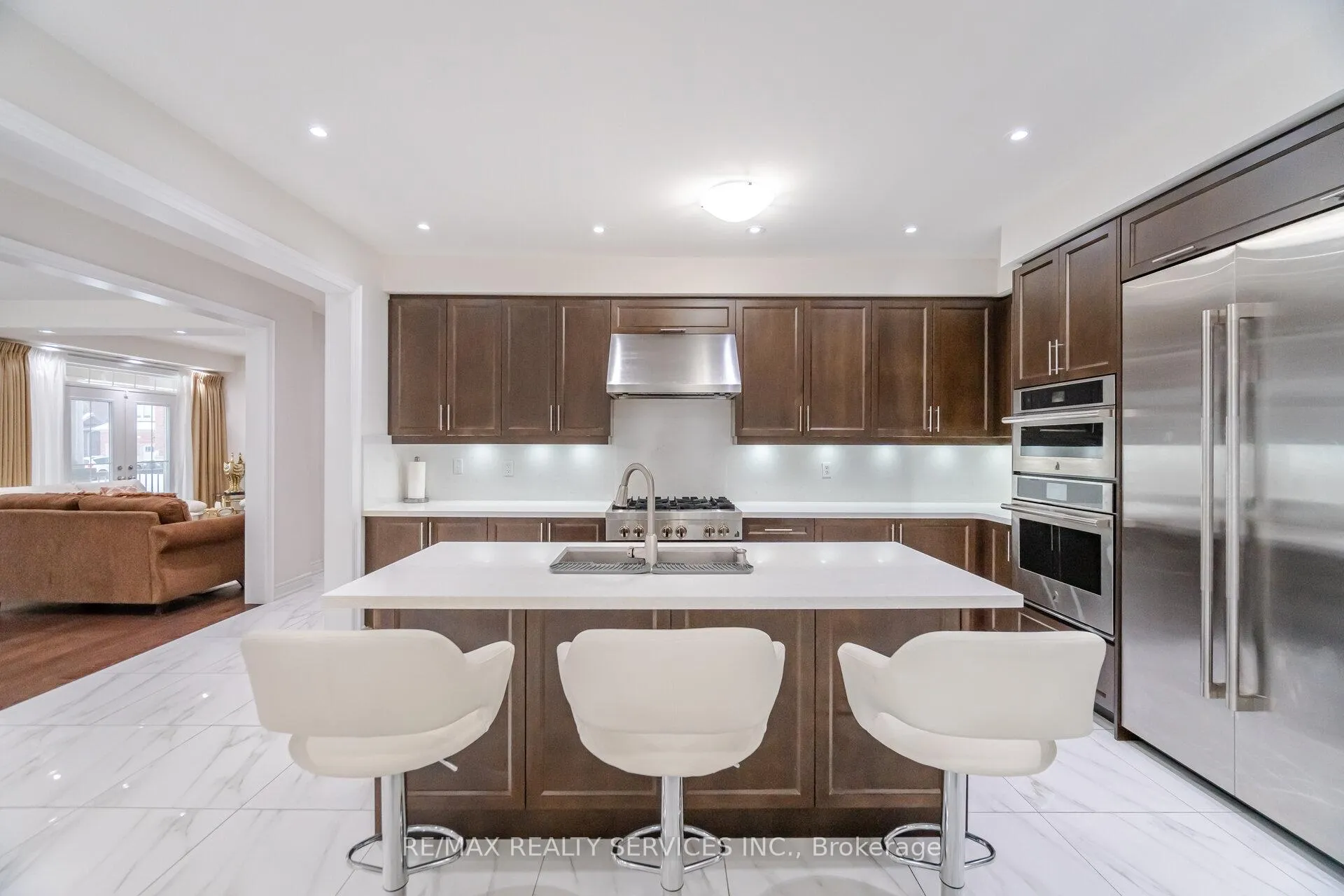 Photo 17 of 20 Royal Fern Crescent, Caledon, Rural Caledon — HOMEH