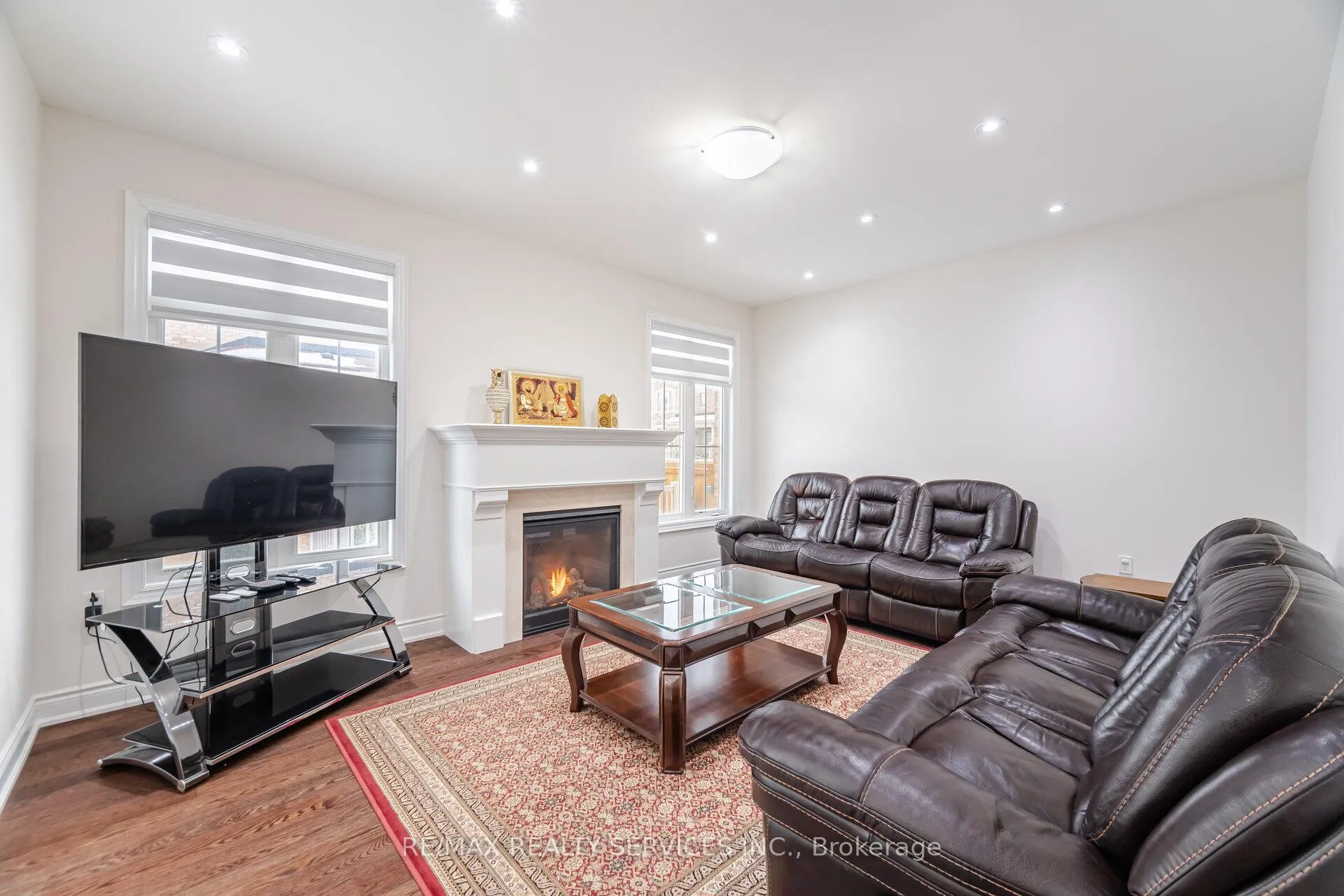 Photo 21 of 20 Royal Fern Crescent, Caledon, Rural Caledon — HOMEH