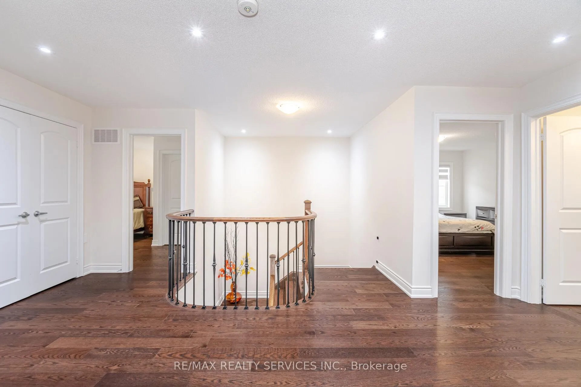 Photo 26 of 20 Royal Fern Crescent, Caledon, Rural Caledon — HOMEH