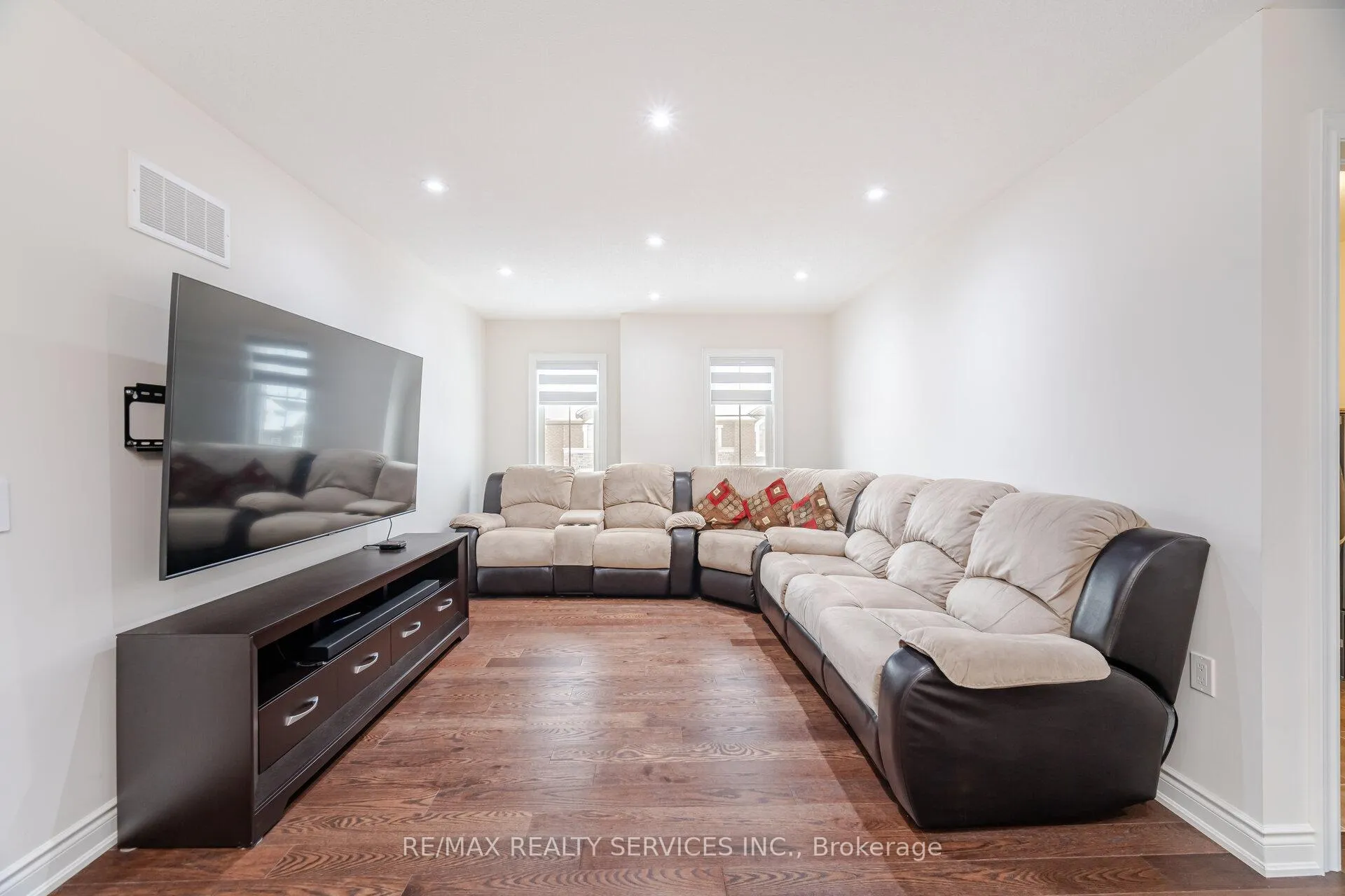 Photo 27 of 20 Royal Fern Crescent, Caledon, Rural Caledon — HOMEH