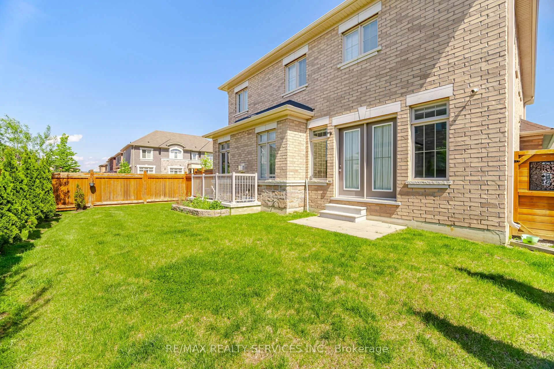 Photo 47 of 20 Royal Fern Crescent, Caledon, Rural Caledon — HOMEH