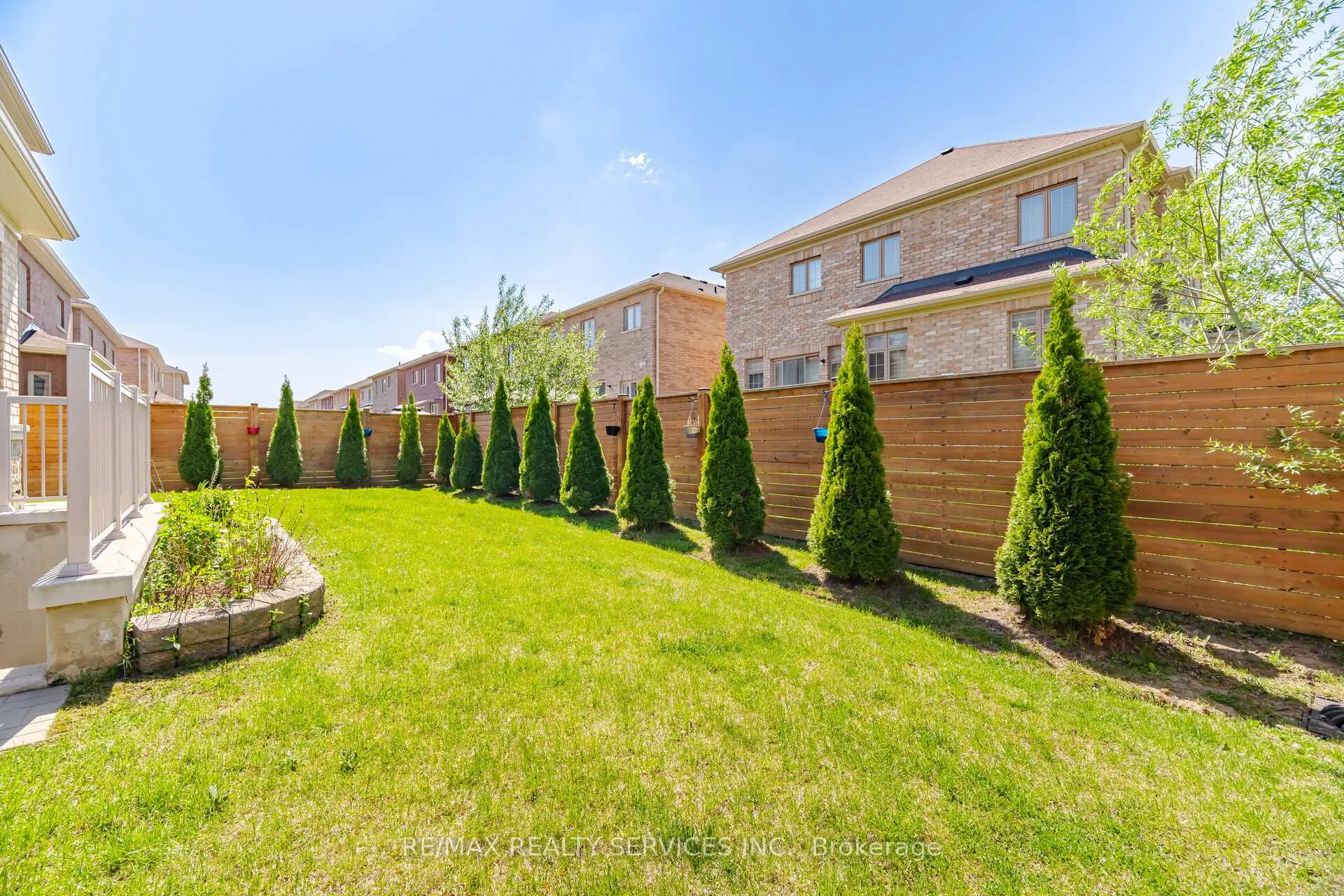 Photo 48 of 20 Royal Fern Crescent, Caledon, Rural Caledon — HOMEH