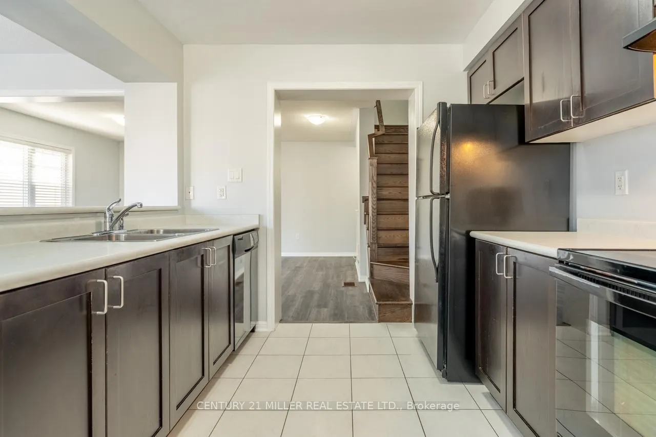 Photo 10 of 16 Suitor Court, Milton, Willmott — HOMEH