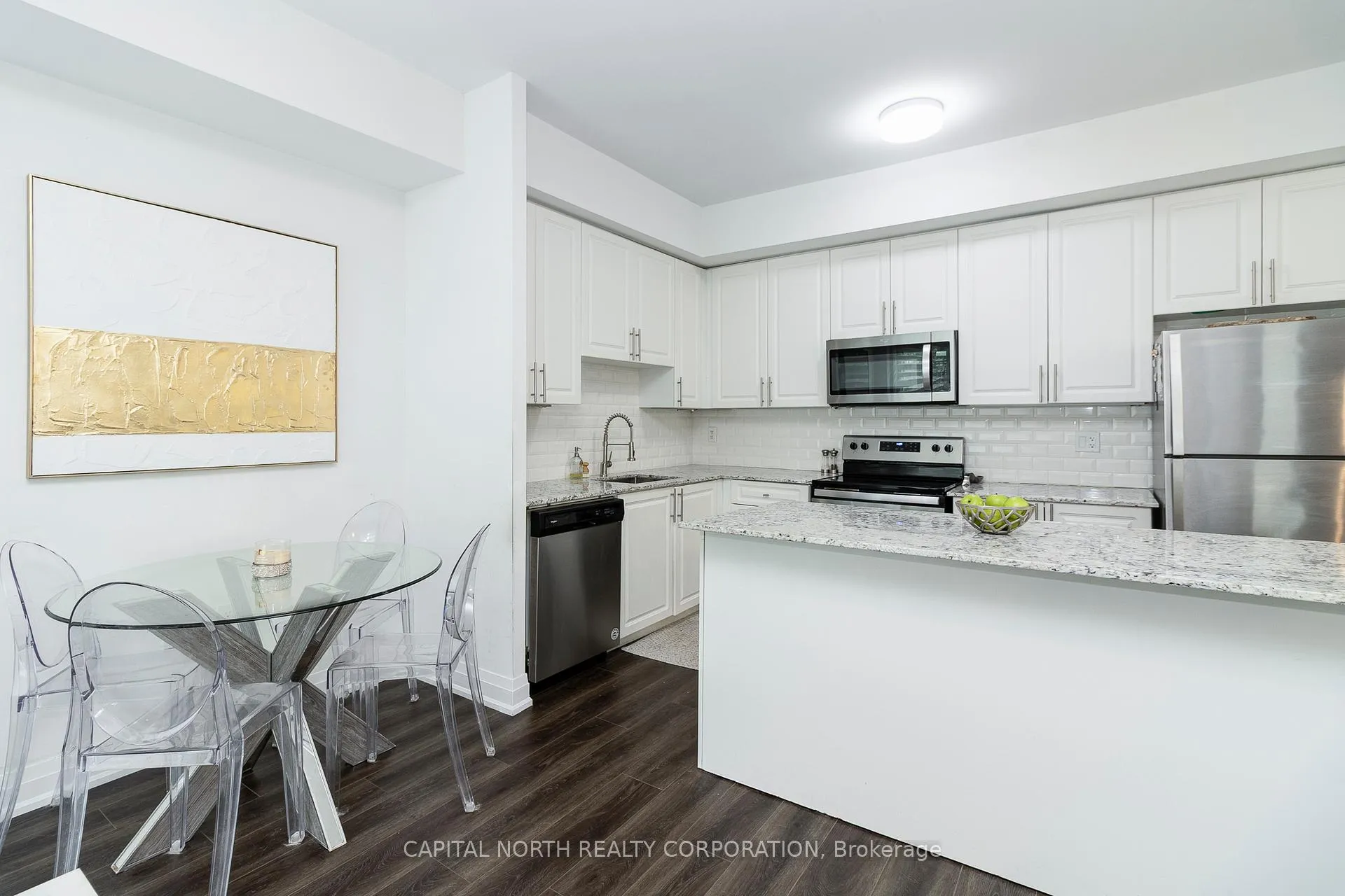 Photo 5 of Unit 802, 48 Coles Avenue, Vaughan, Vaughan Grove — HOMEH