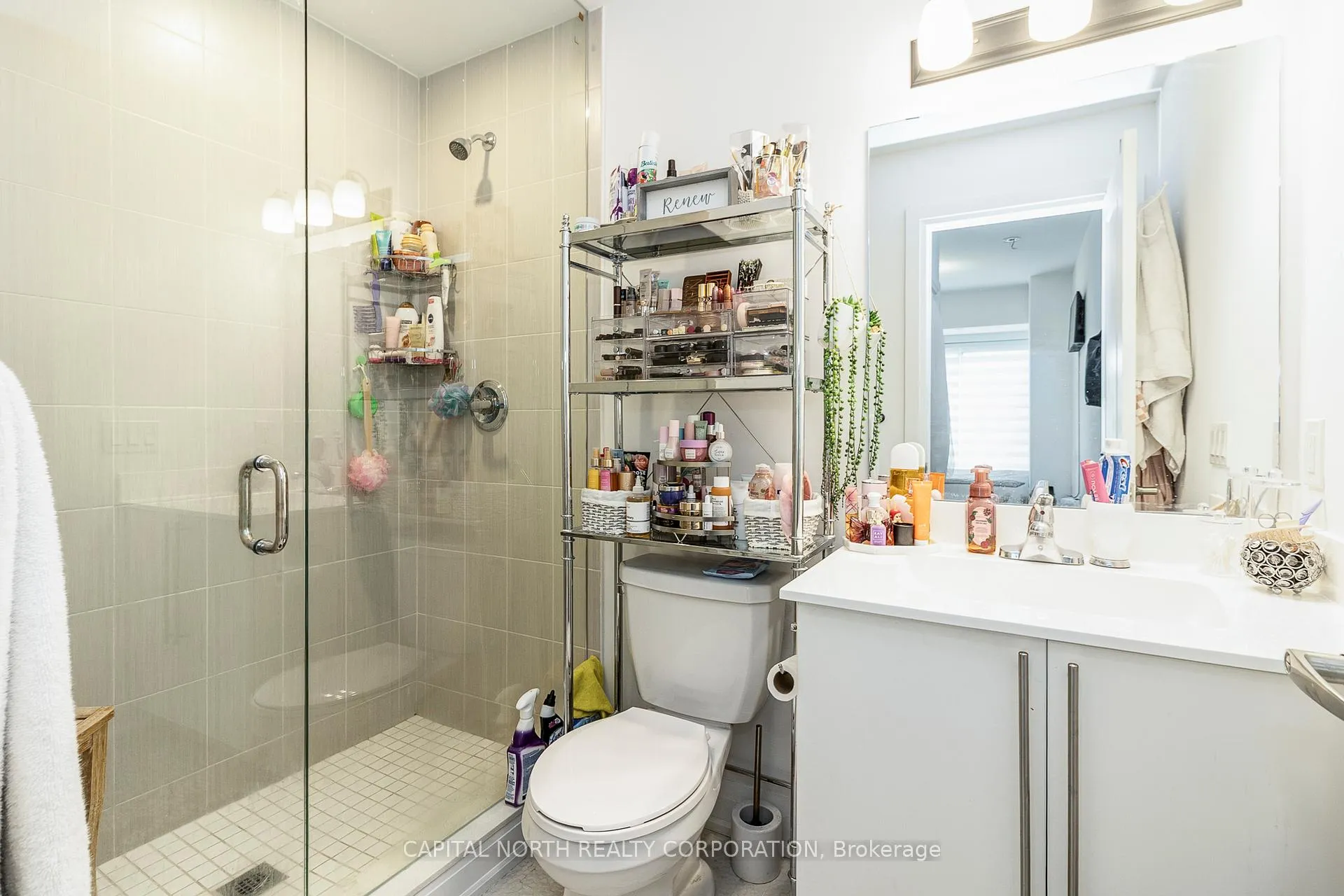 Photo 19 of Unit 802, 48 Coles Avenue, Vaughan, Vaughan Grove — HOMEH