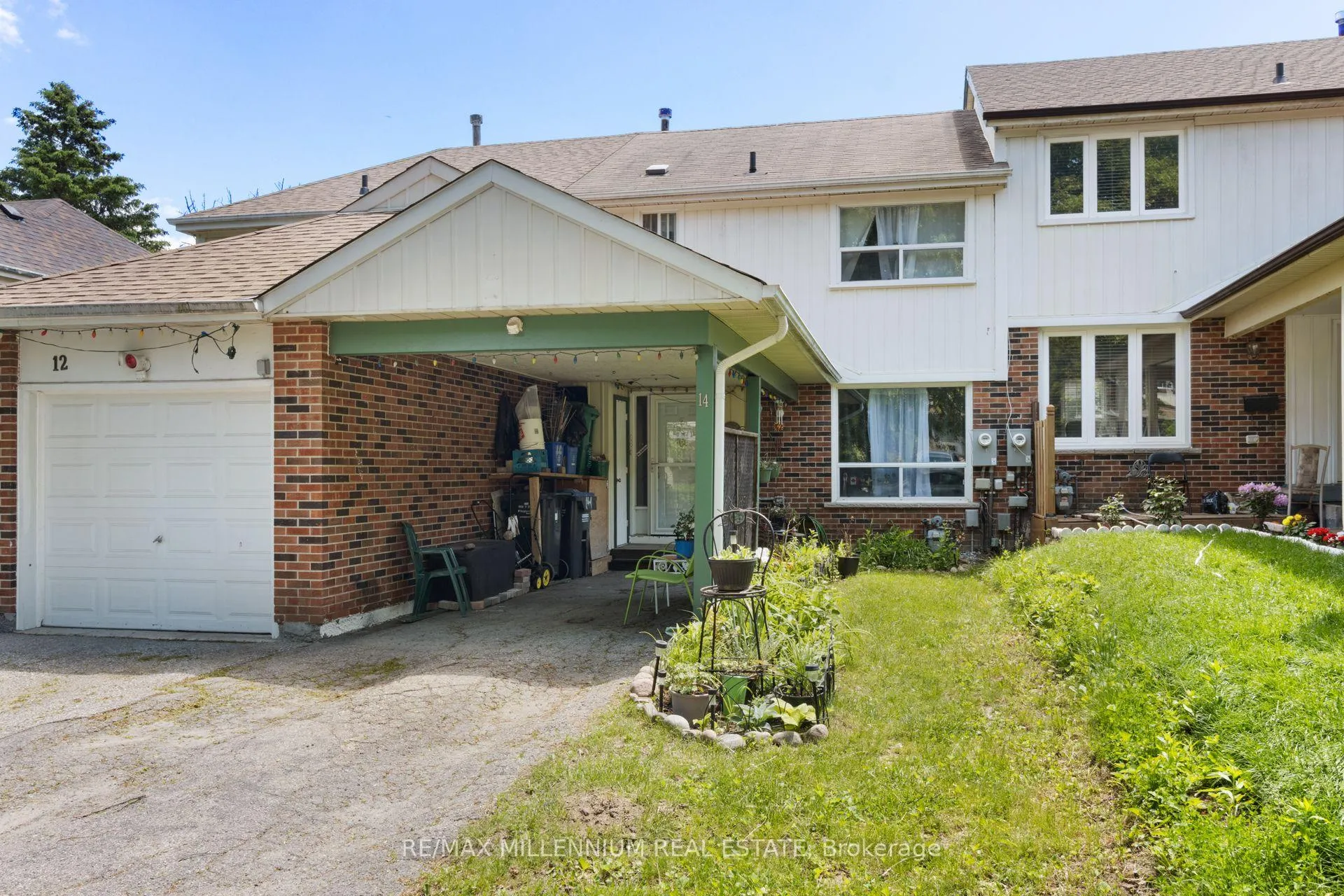 Photo 1 of 14 Laurier Court, Brampton, Heart Lake East — HOMEH