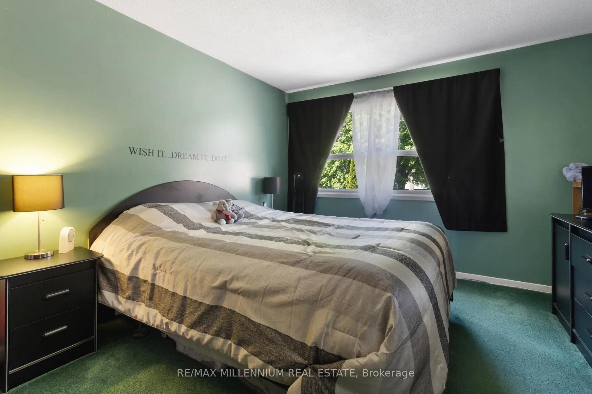 Photo 33 of 14 Laurier Court, Brampton, Heart Lake East — HOMEH