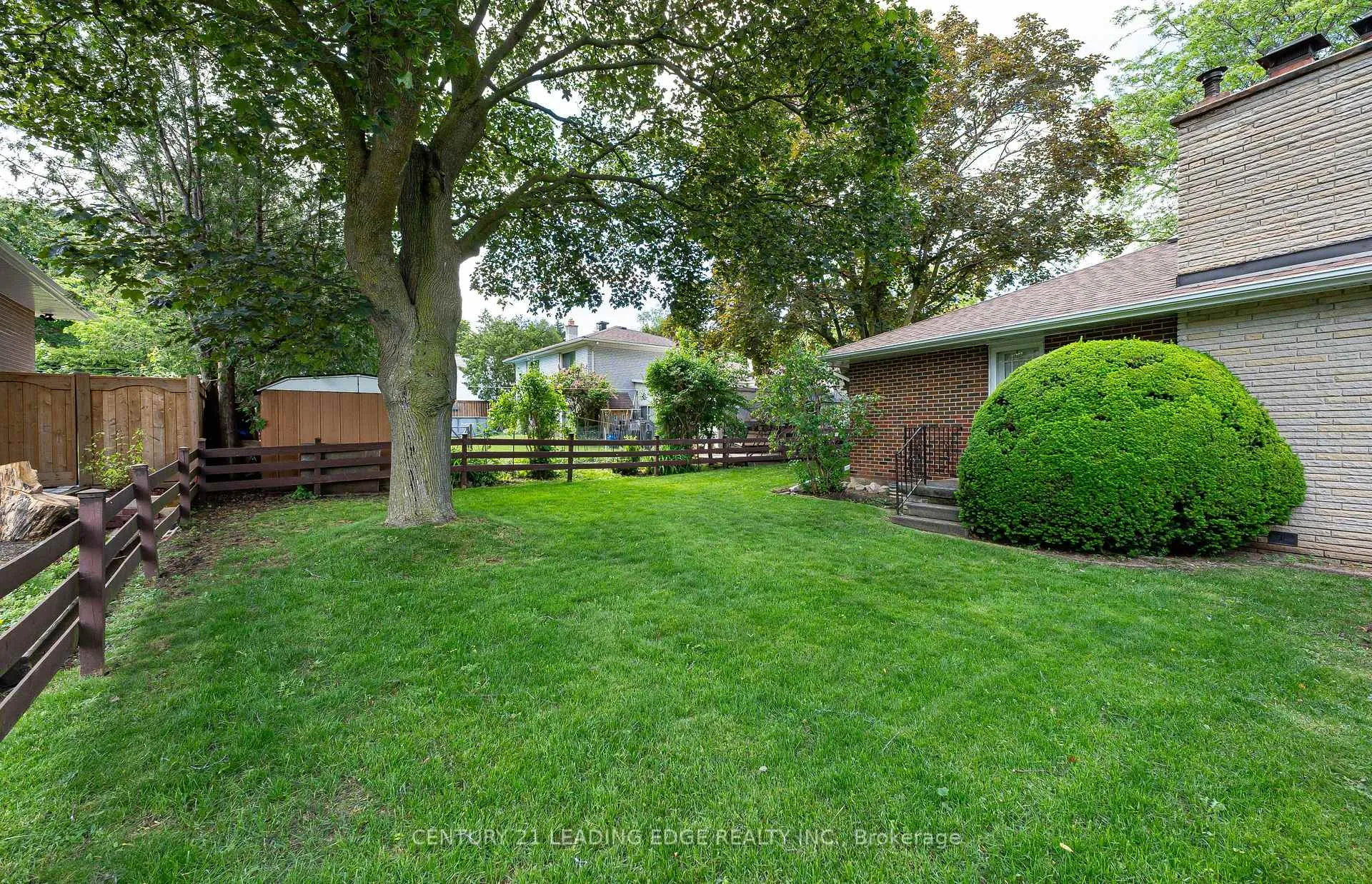 Photo 28 of 6 Paramount Road, Markham, Old Markham Village — HOMEH