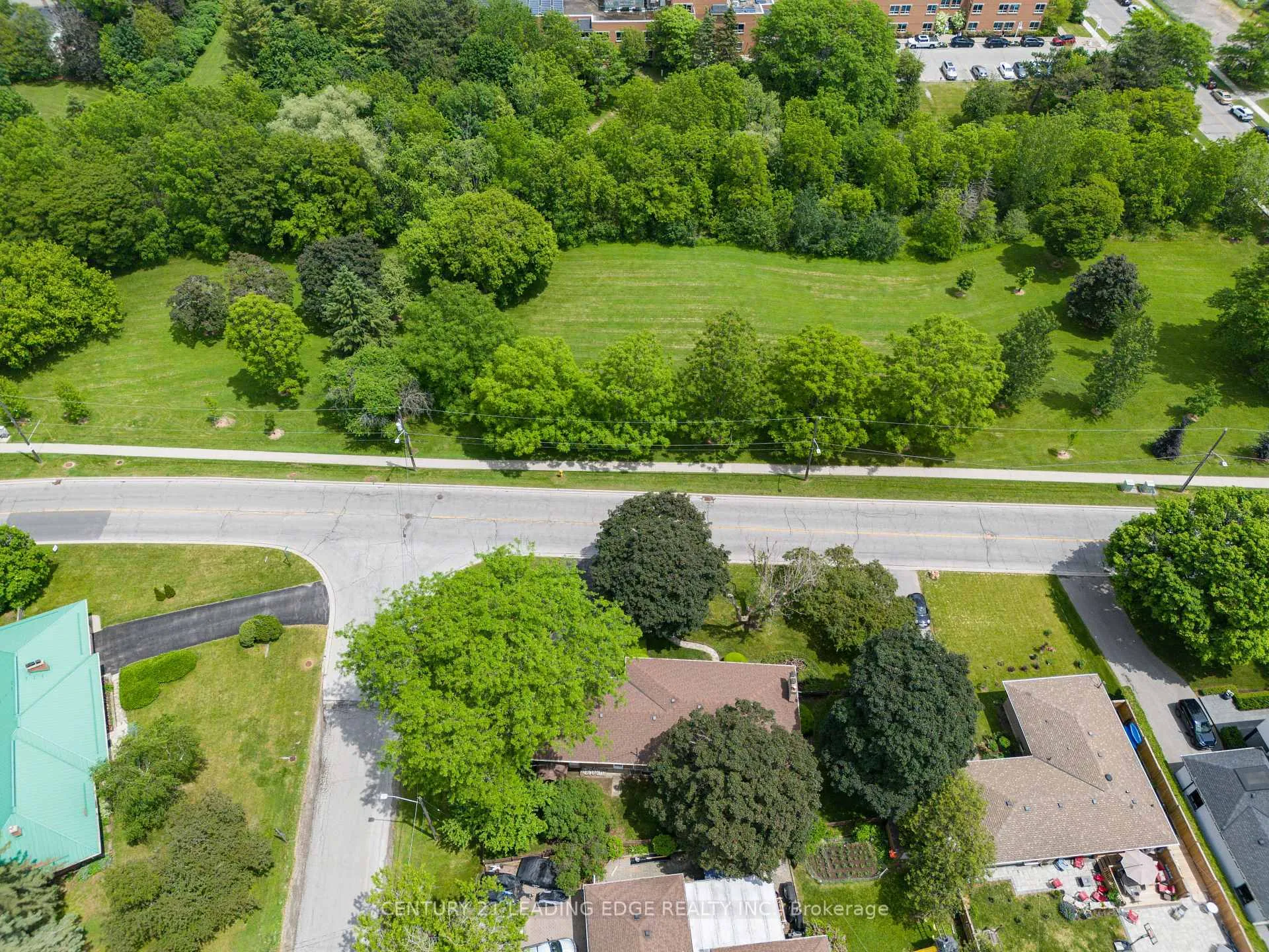 Photo 31 of 6 Paramount Road, Markham, Old Markham Village — HOMEH