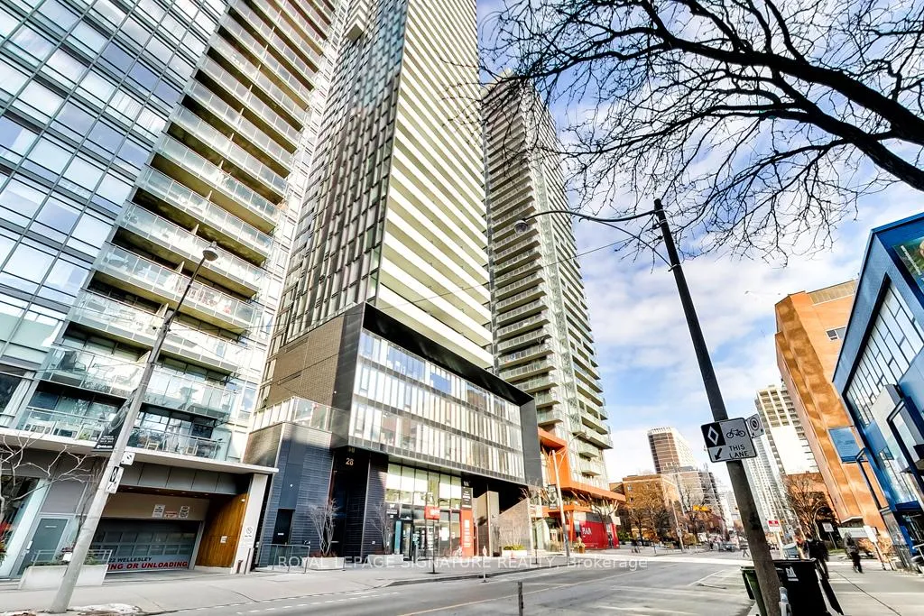 Front of Unit 1704, 28 Wellesley Street E