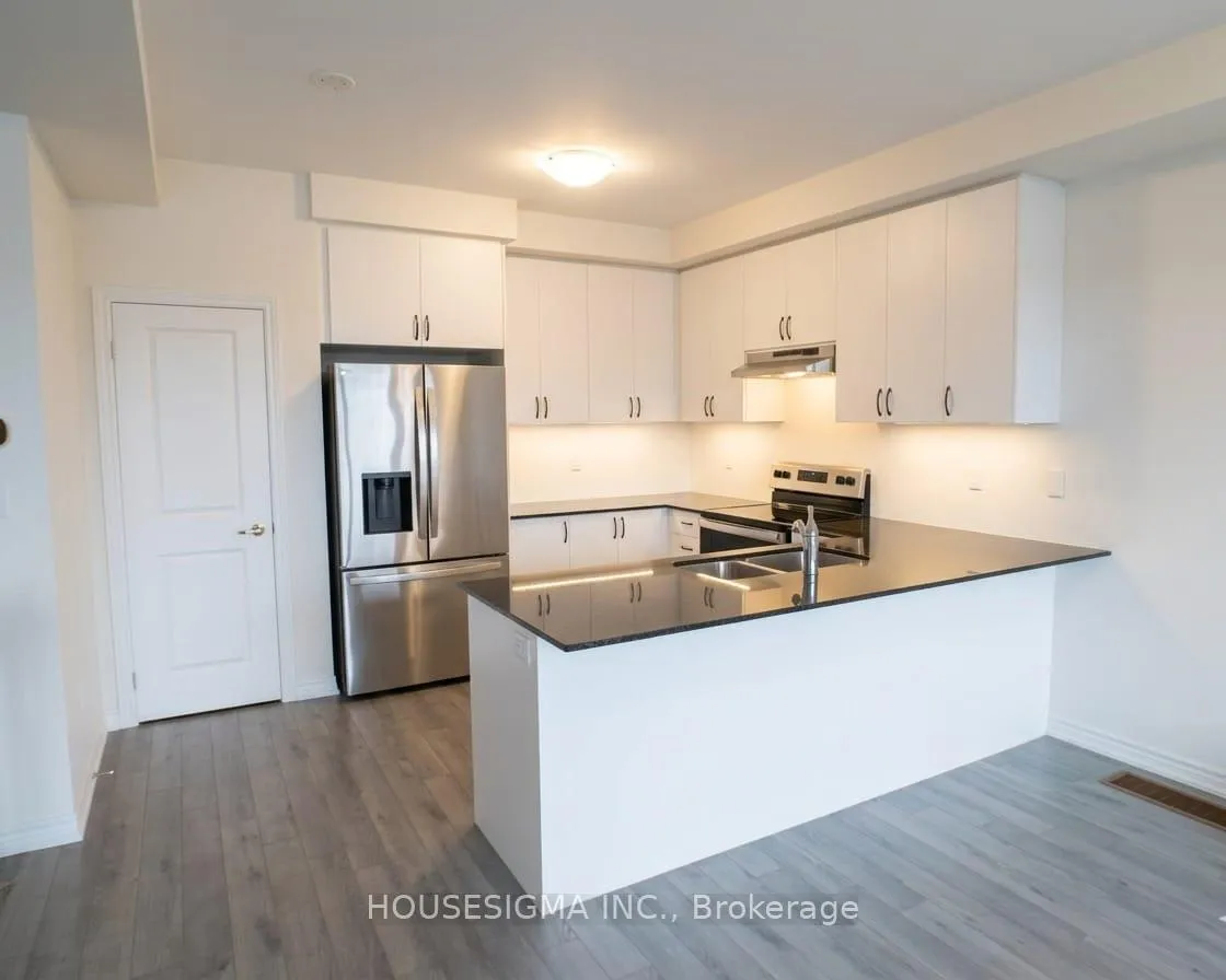 Photo 6 of 132 Turnberry Lane, Barrie, Painswick South — HOMEH