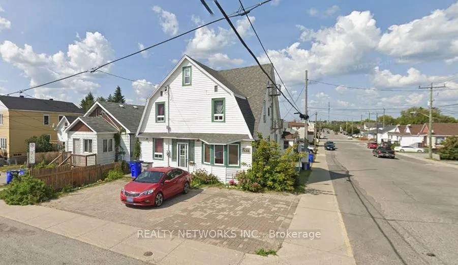 Photo 2 of 152 Fifth Avenue, Timmins, TNE - Central — HOMEH