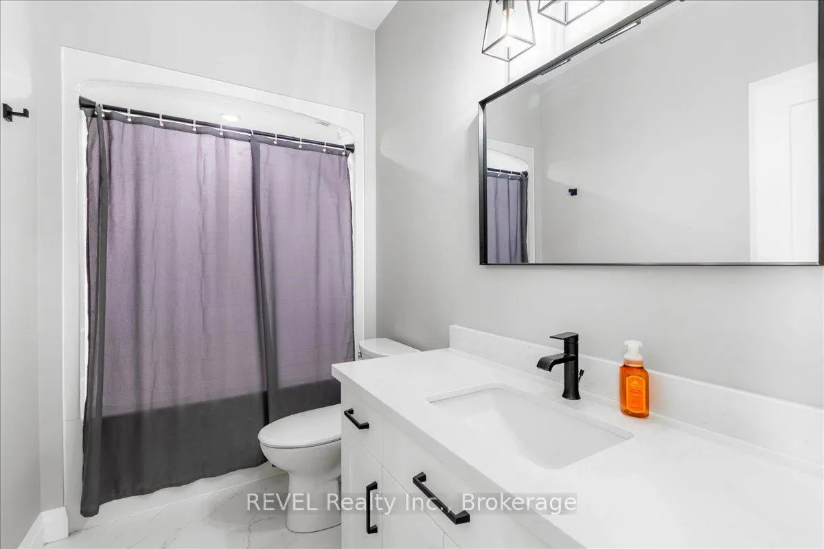 Photo 21 of 371 Argyle Avenue, Norfolk, Delhi — HOMEH