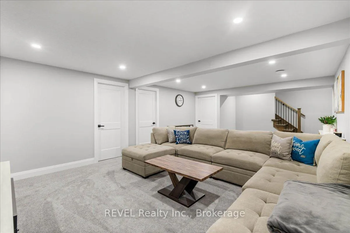 Photo 22 of 371 Argyle Avenue, Norfolk, Delhi — HOMEH