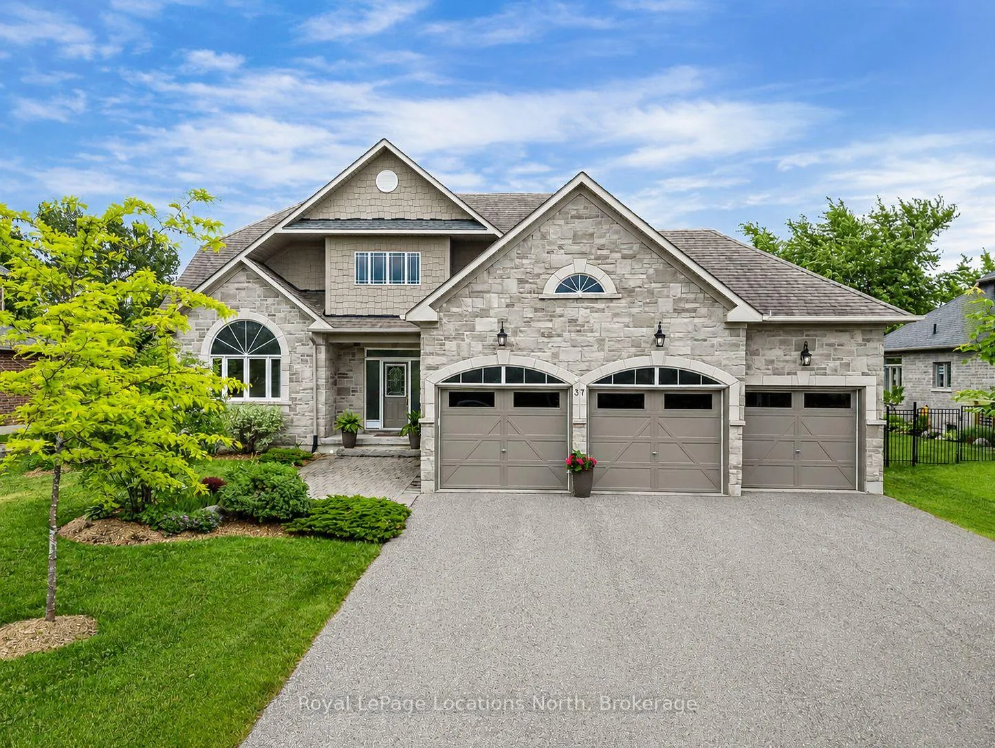 Photo 1 of 37 Kells Crescent, Collingwood — HOMEH