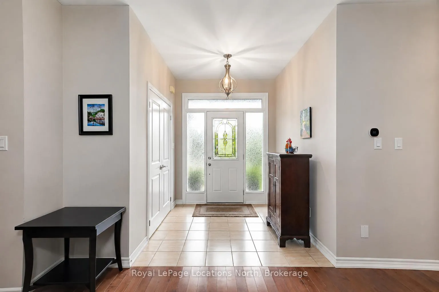 Photo 4 of 37 Kells Crescent, Collingwood — HOMEH