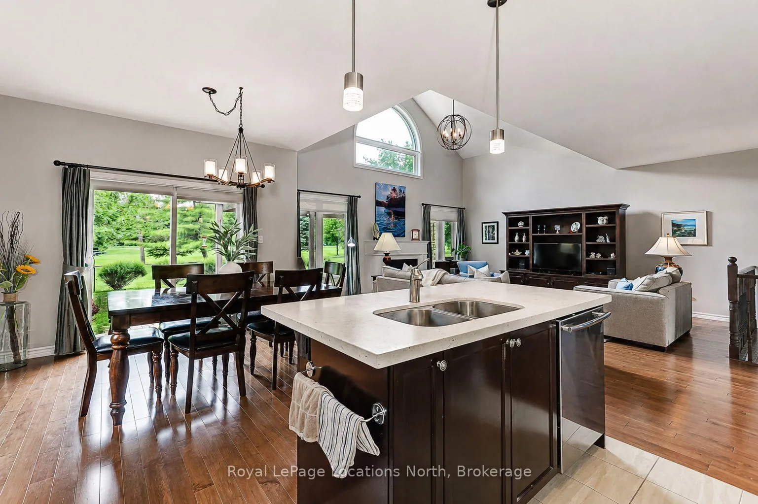 Photo 16 of 37 Kells Crescent, Collingwood — HOMEH