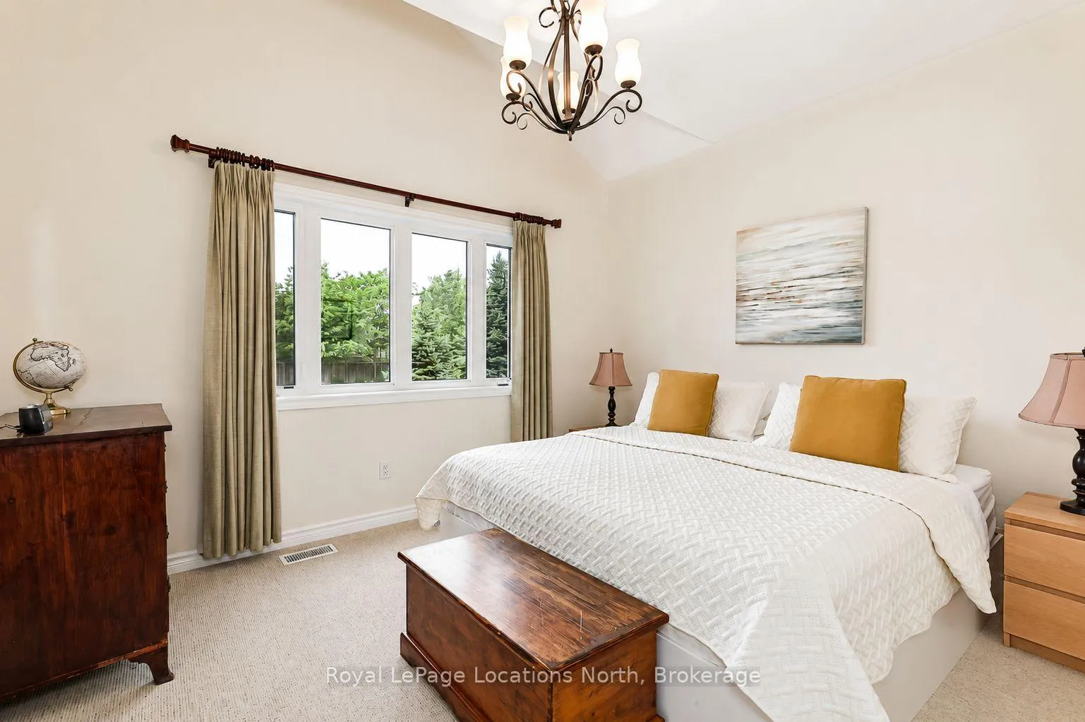 Photo 17 of 37 Kells Crescent, Collingwood — HOMEH