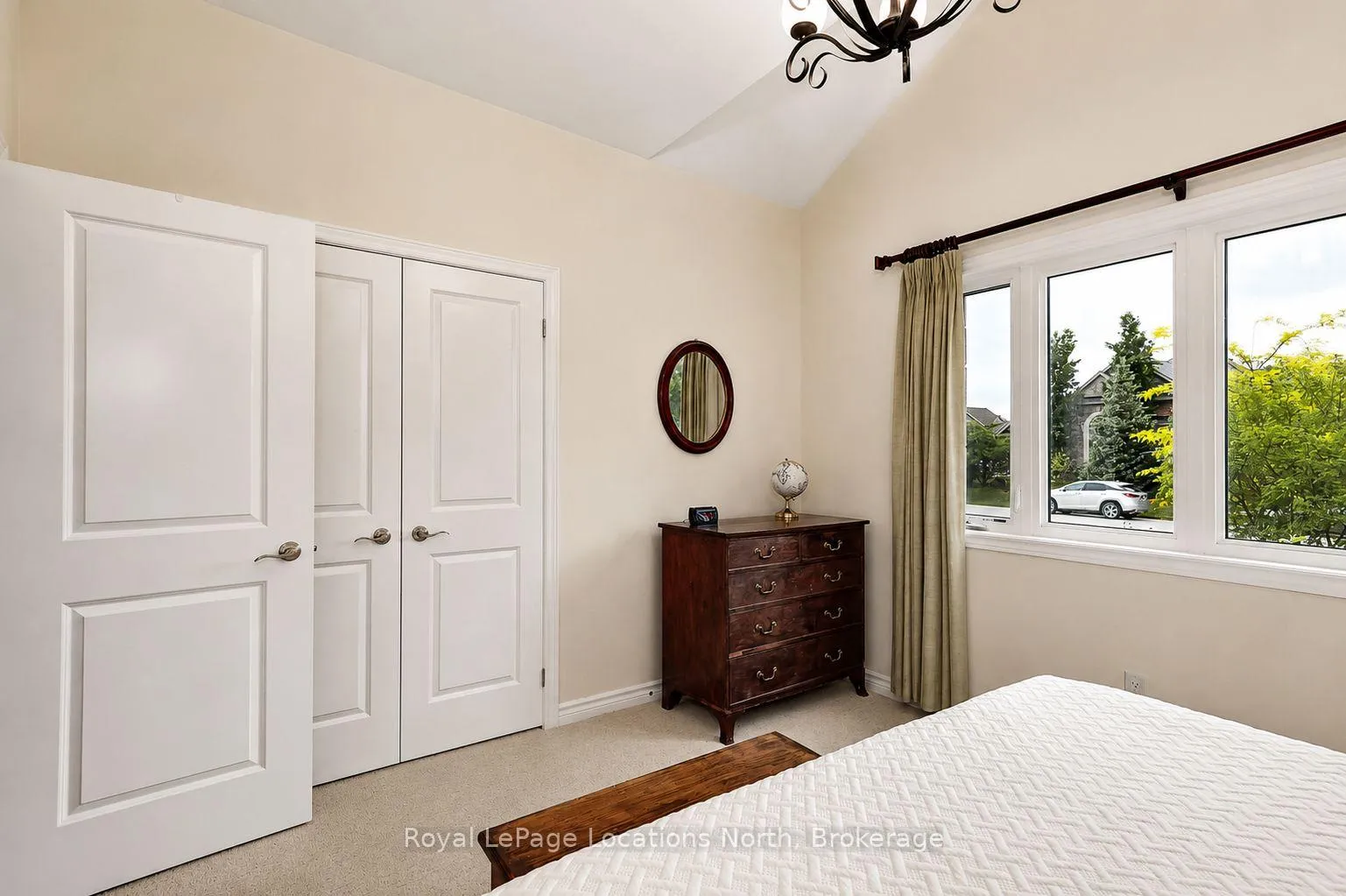 Photo 18 of 37 Kells Crescent, Collingwood — HOMEH