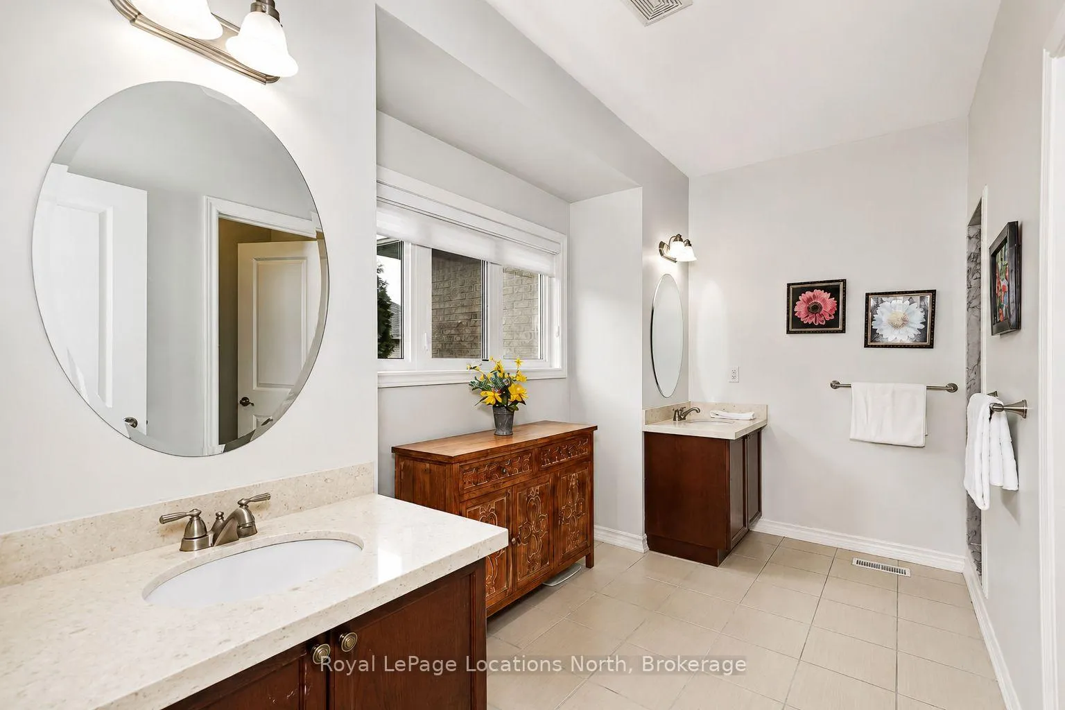 Photo 26 of 37 Kells Crescent, Collingwood — HOMEH